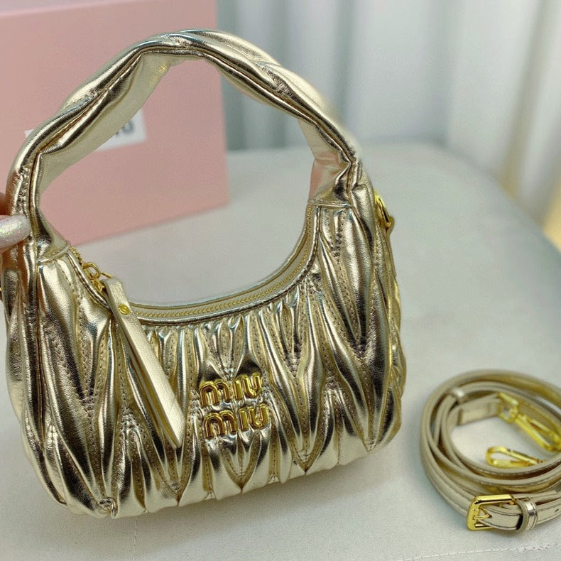 Wander 22 Bag in Golden Lambskin