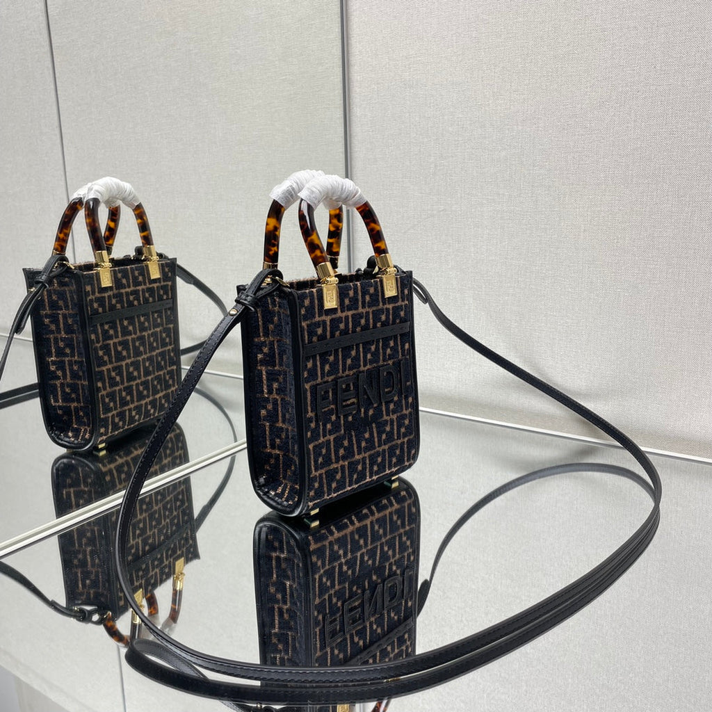 Fendi Mini Sunshine 18 in Brown Raffia and Black Wool Calfskin Trim Bag