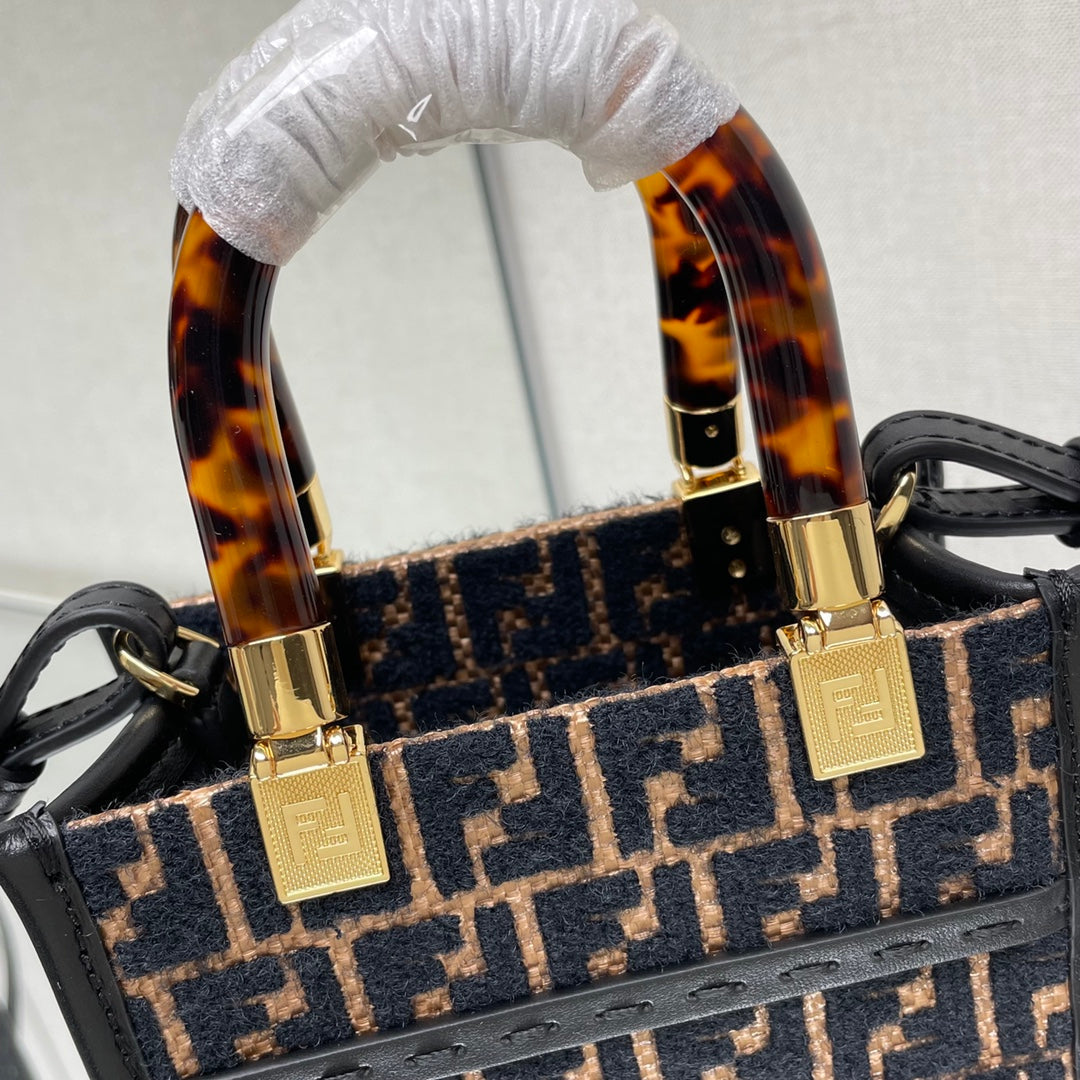 Fendi Mini Sunshine 18 in Brown Raffia and Black Wool Calfskin Trim Bag