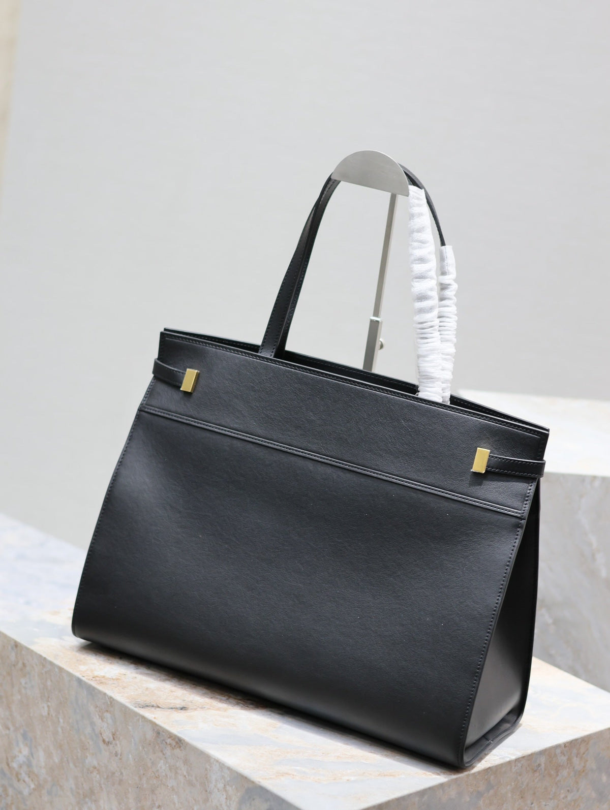 Saint Laurent Manhattan Shopping Bag 40 in Black Smooth Lambskin Gold Buckle