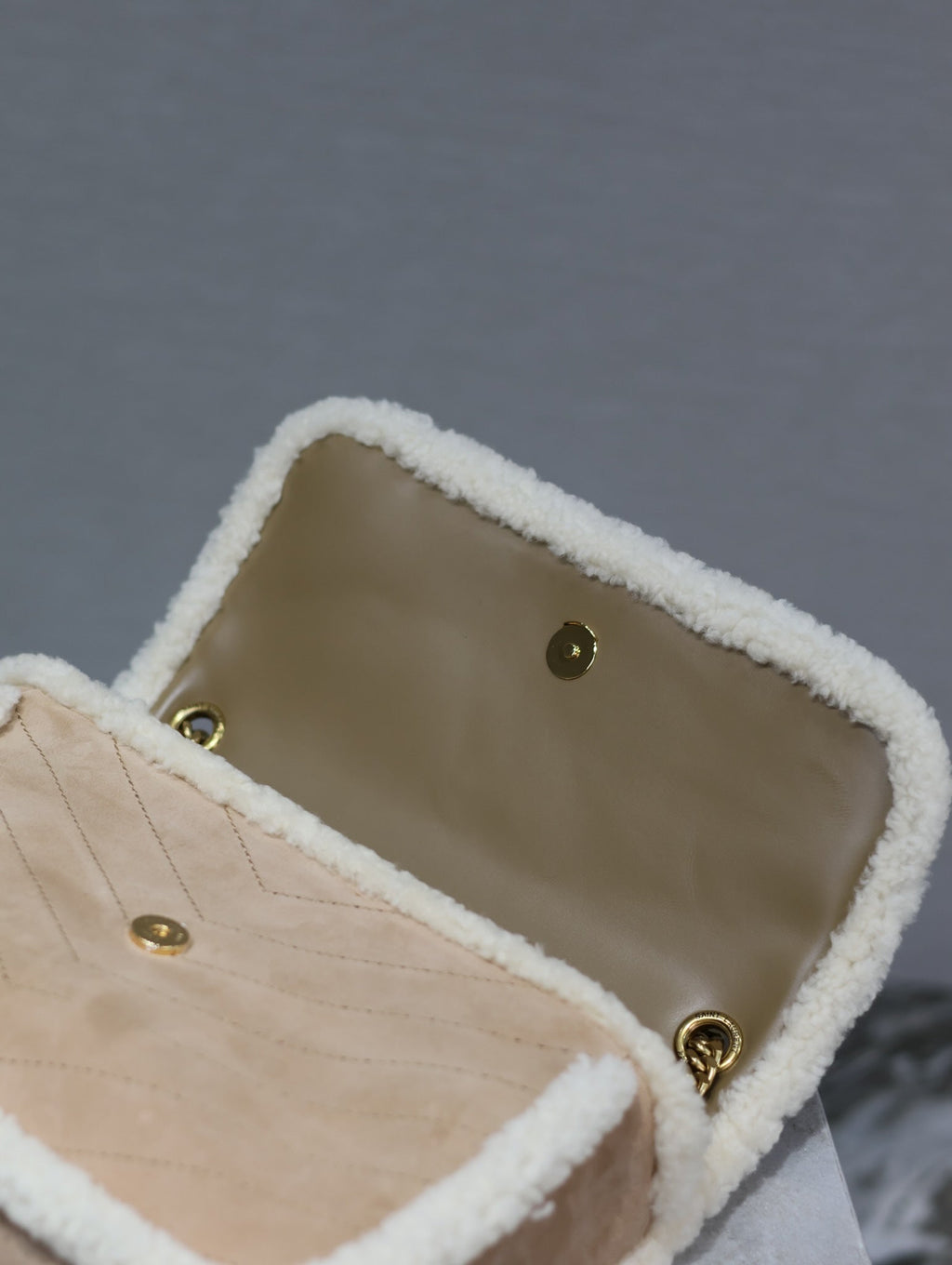 Saint Laurent Niki Medium 28 in Camel Suede and White Shearling Bag