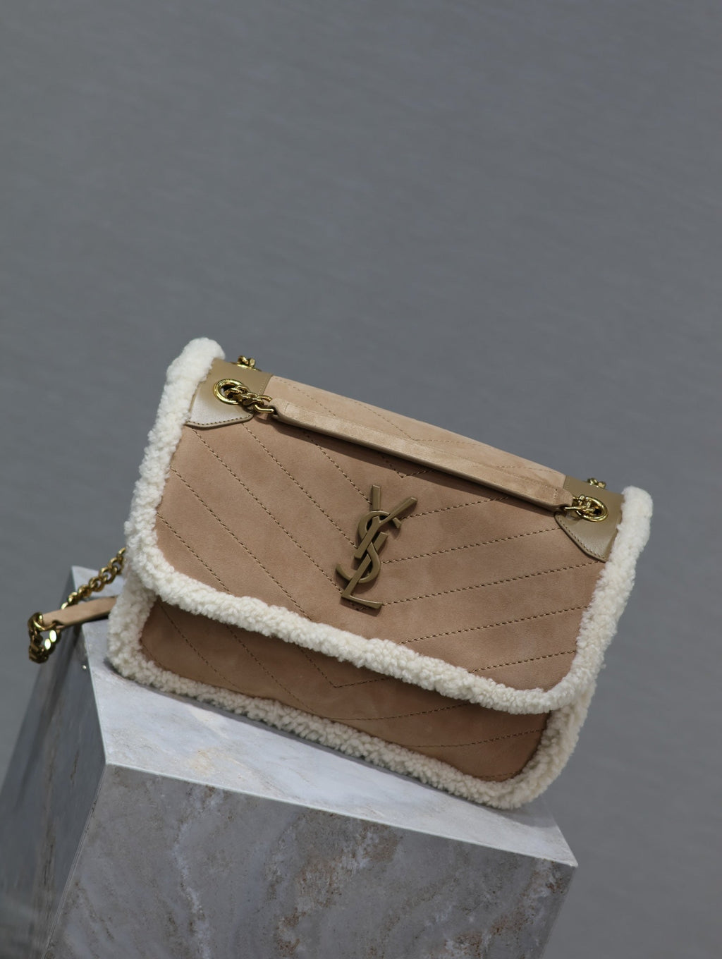 Saint Laurent Niki Medium 28 in Camel Suede and White Shearling Bag