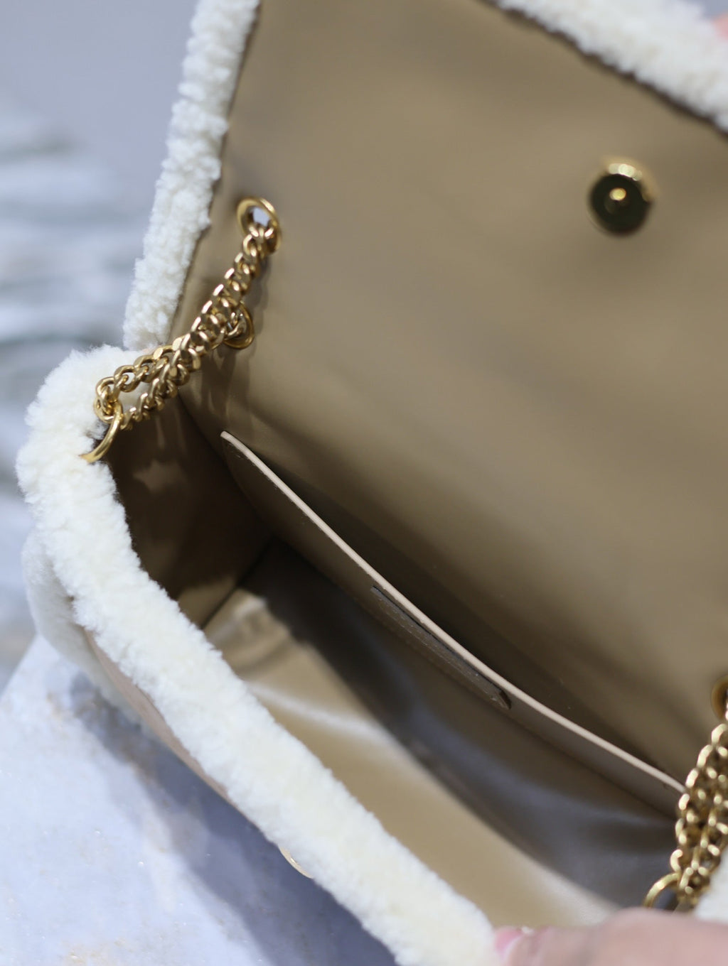 Saint Laurent Niki Small 22 in Camel Suede and White Shearling Bag