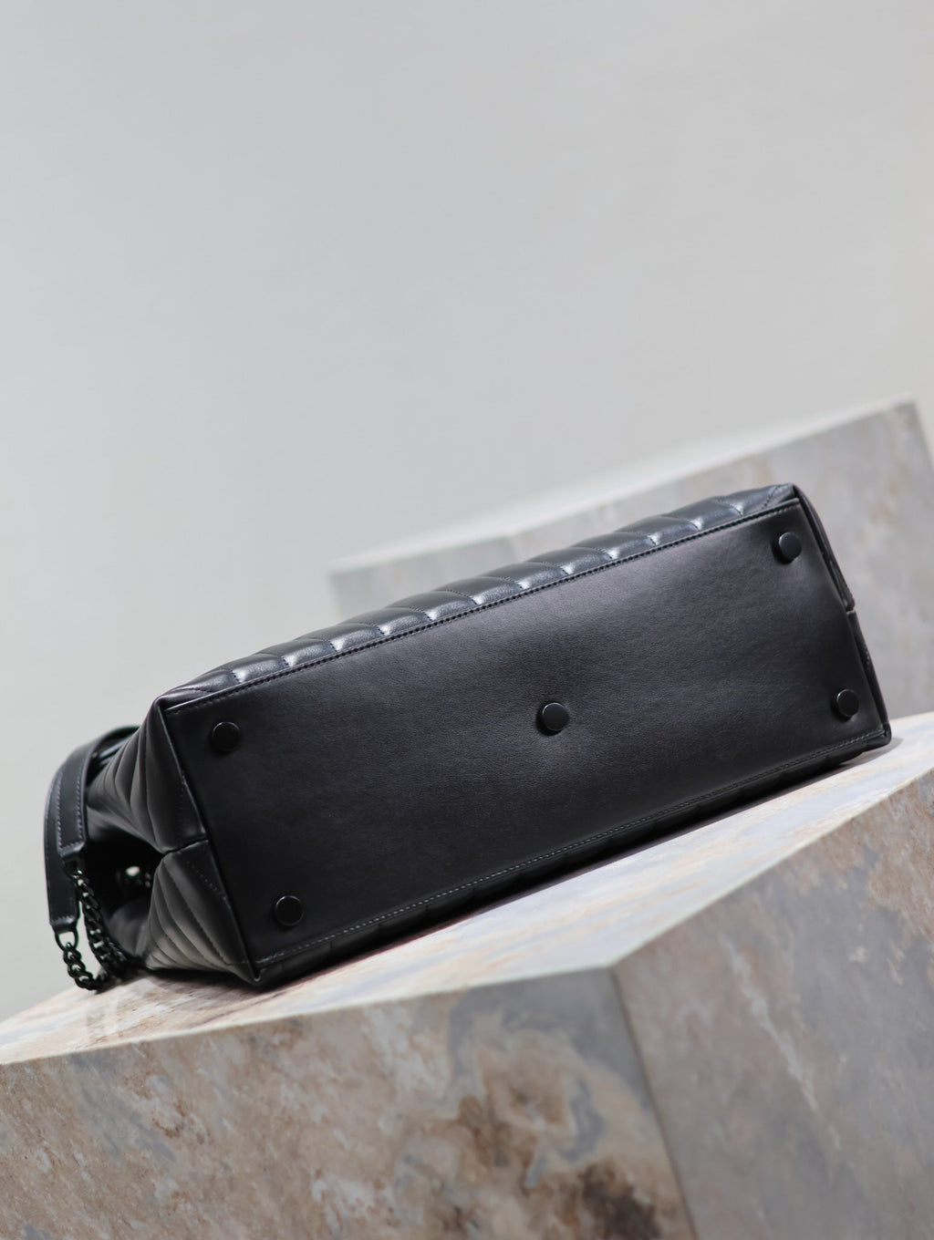 Saint Laurent Loulou Large 36 in Black Quilted Calfskin Black Hardware Bag