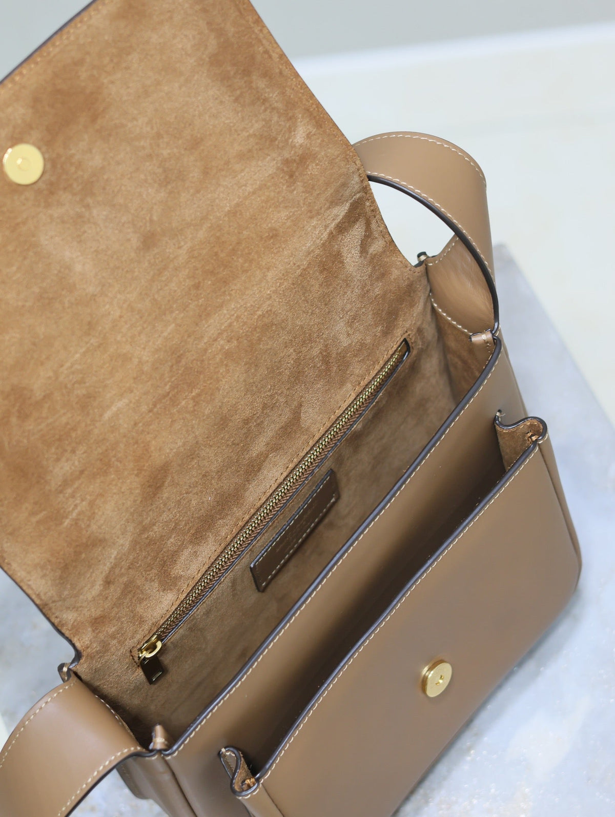 Saint Laurent 25S Niki Baby 22 in Brown Calfskin Gold Hardwre Bag
