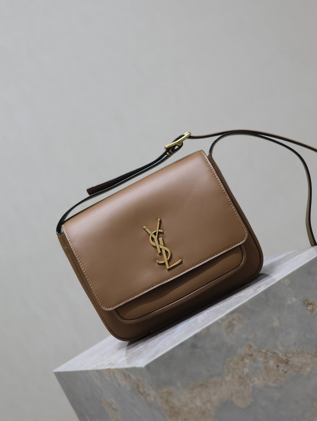 Saint Laurent 25S Niki Baby 22 in Brown Calfskin Gold Hardwre Bag