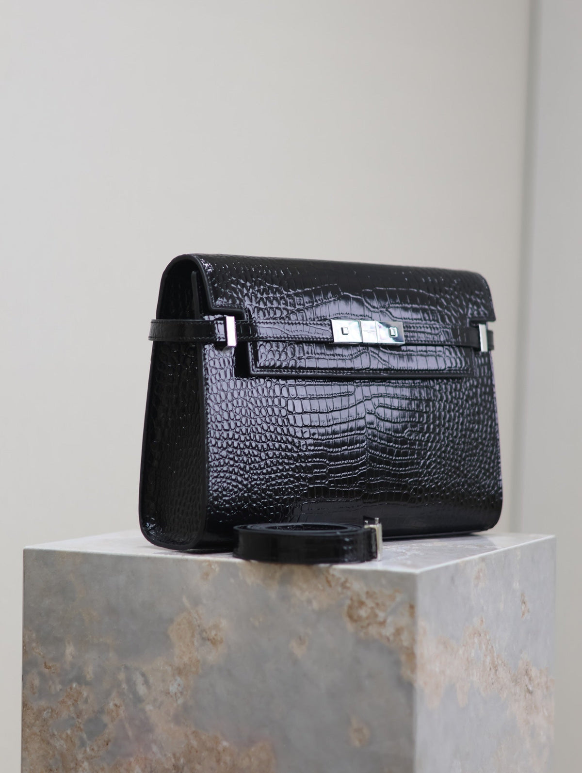 Saint Laurent Manhattan Medium 29 in Black Crocodile-Embossed Calfskin Silver Buckle Bag