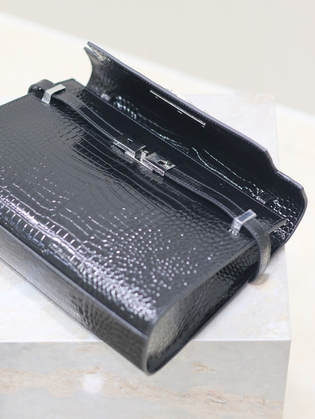 Saint Laurent Manhattan Medium 29 in Black Crocodile-Embossed Calfskin Silver Buckle Bag