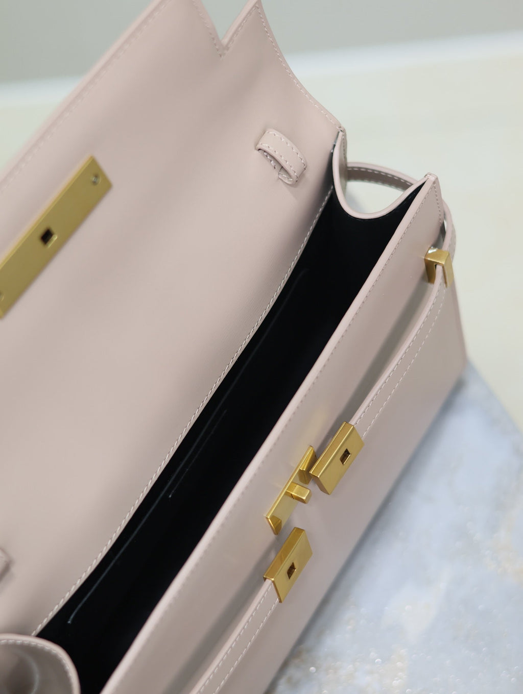 Saint Laurent Manhattan Medium 29 in Dark Beige Smooth Calfskin Gold Buckle Bag
