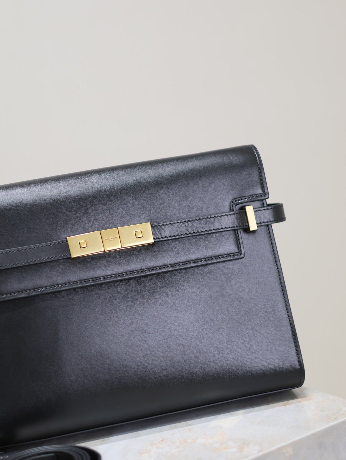 Saint Laurent Manhattan Medium 29 in Black Smooth Calfskin Gold Buckle Bag