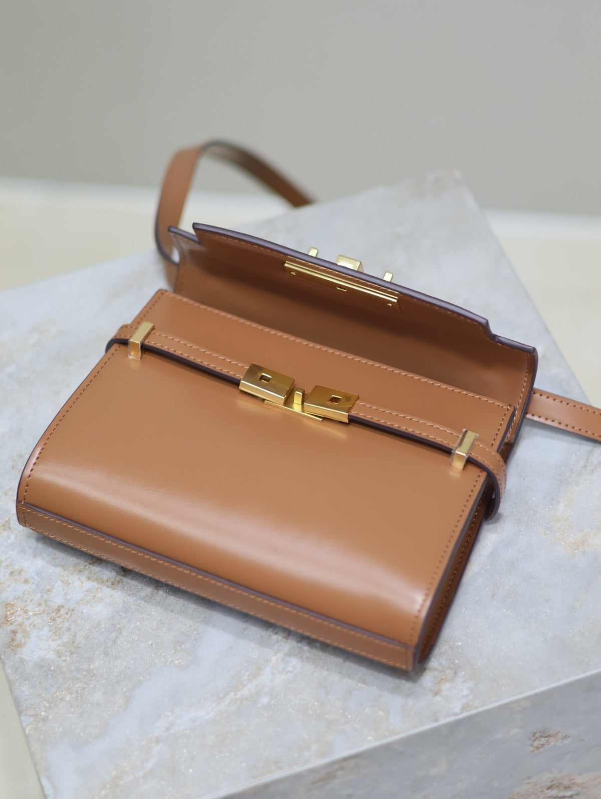 Saint Laurent 25S Mini Manhattan 19 in Brown Calfskin Gold Hardwre Bag