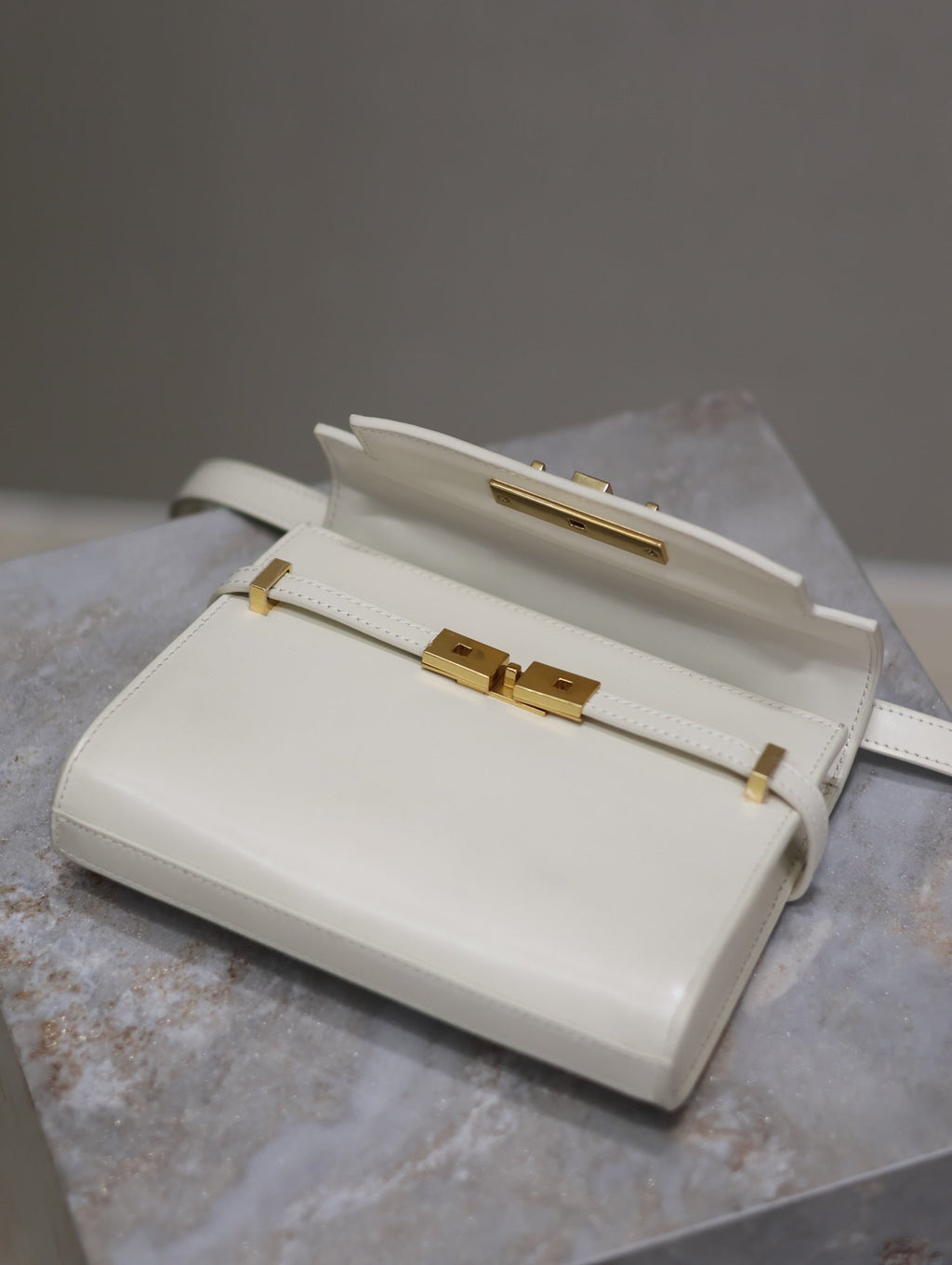Saint Laurent 25S Mini Manhattan 19 in Blanc Vintage Calfskin Gold Hardwre Bag