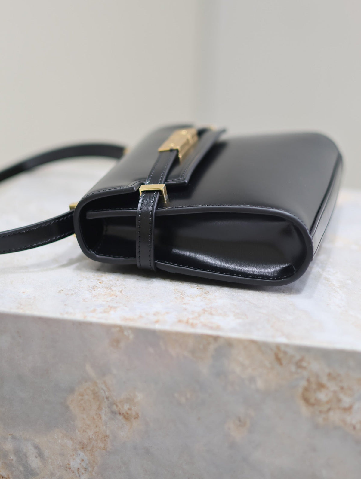 Saint Laurent Manhattan Mini 19 in Black Smooth Lambskin Gold Buckle Bag