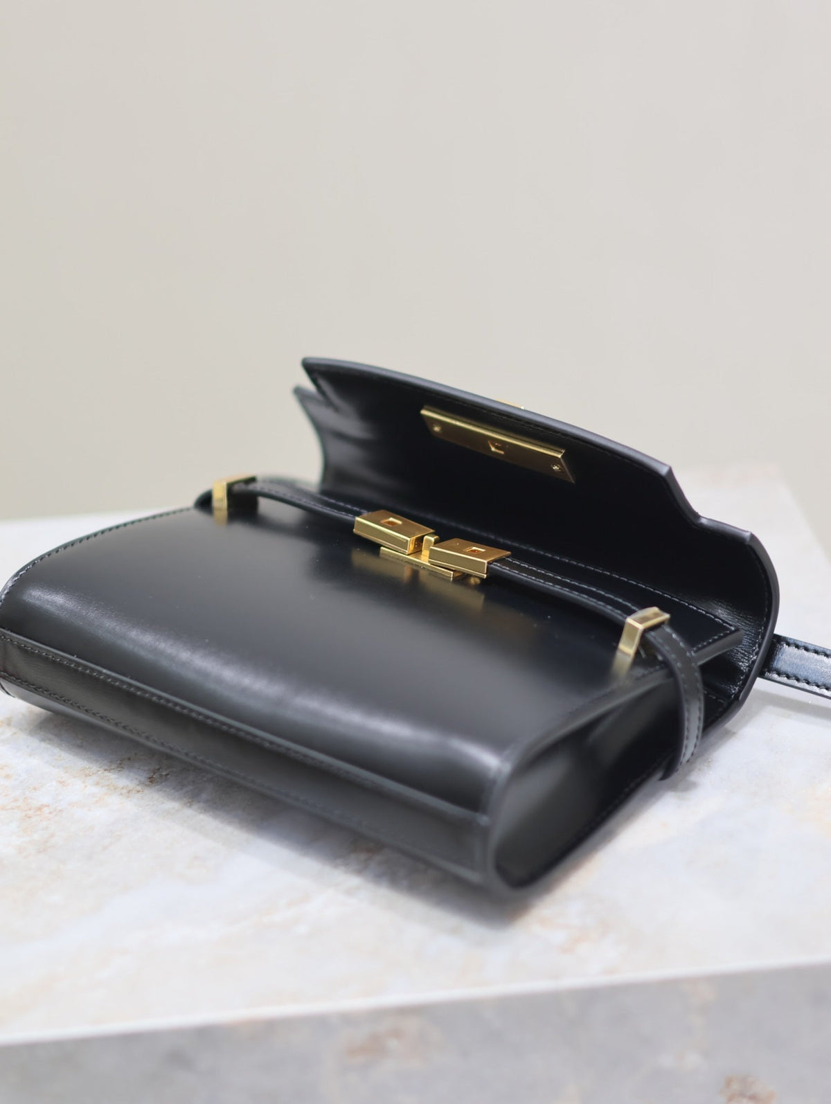 Saint Laurent Manhattan Mini 19 in Black Smooth Lambskin Gold Buckle Bag
