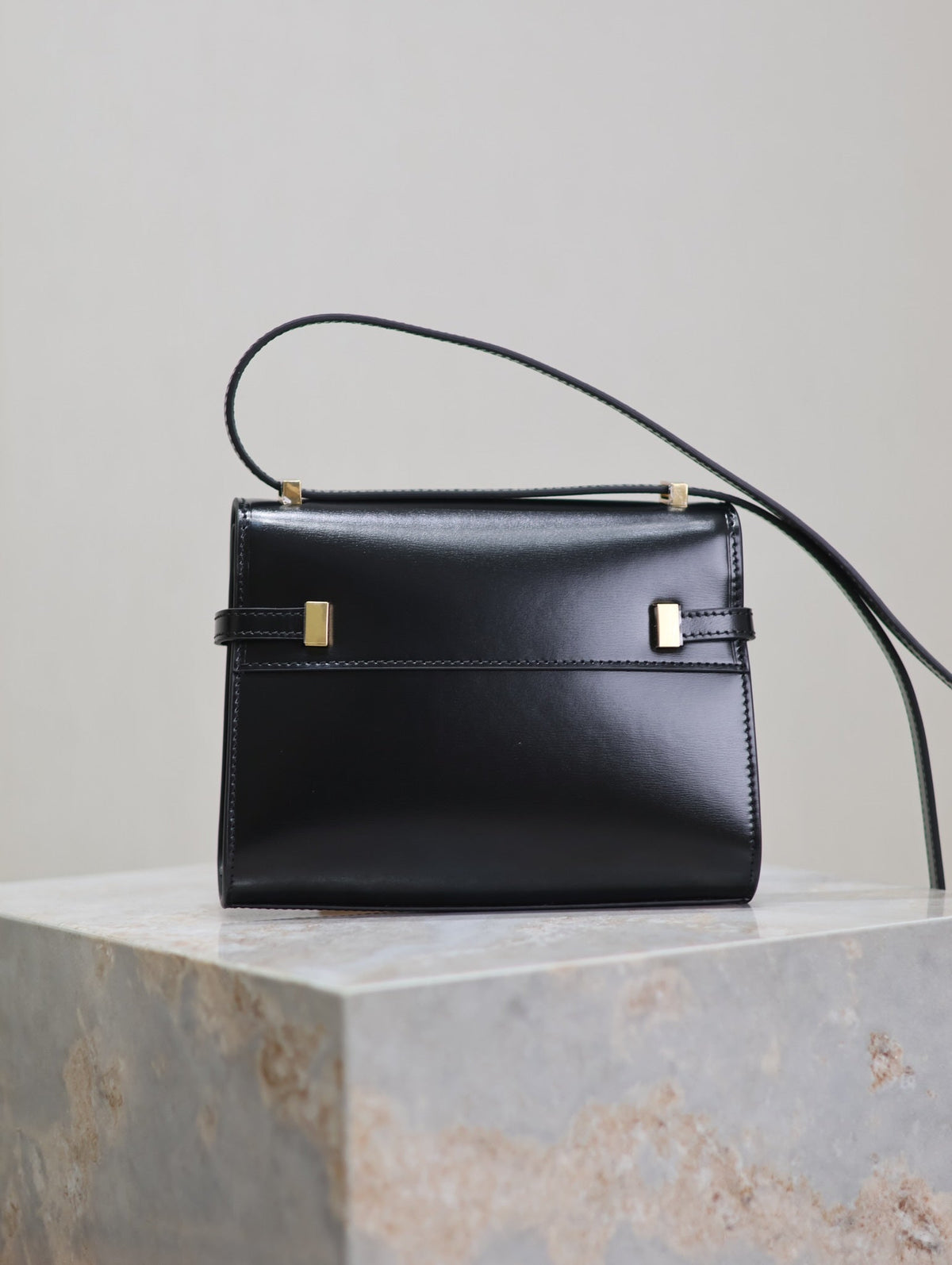Saint Laurent Manhattan Mini 19 in Black Smooth Lambskin Gold Buckle Bag