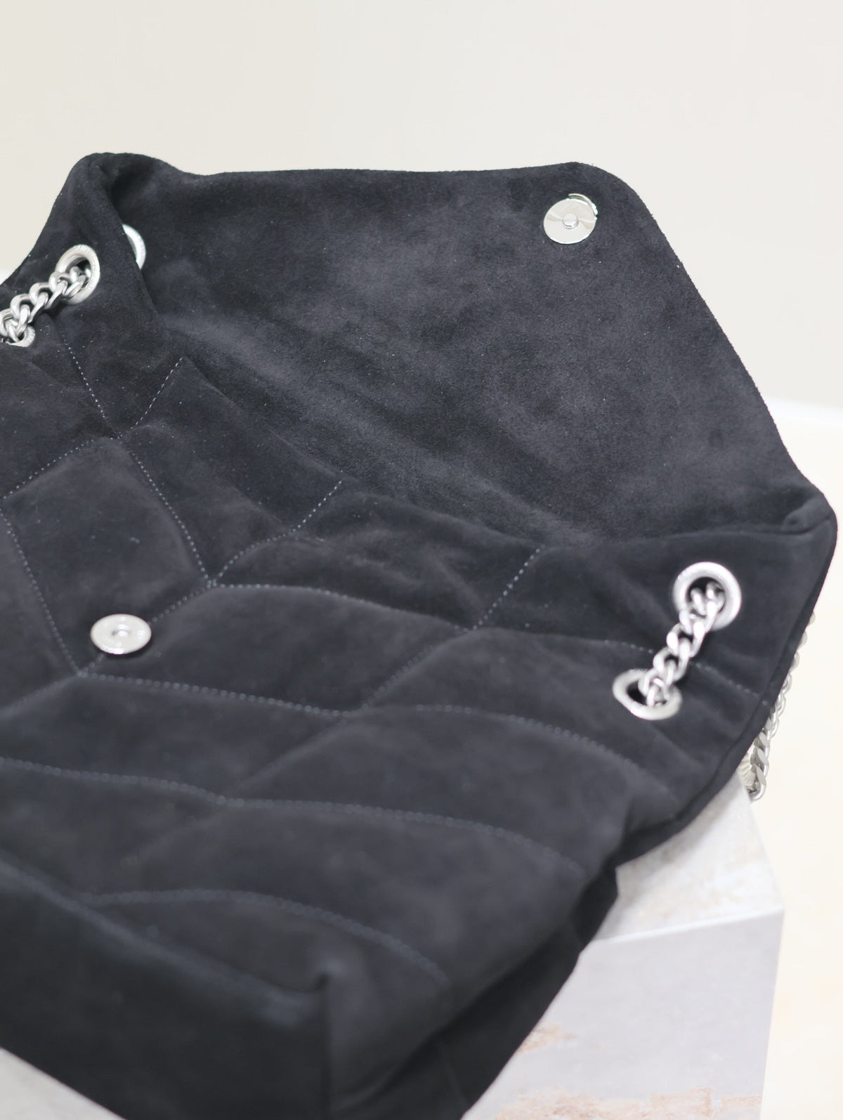 Saint Laurent 25S Loulou Puffer GM 35 in Black Suede Silver Hardwre Bag