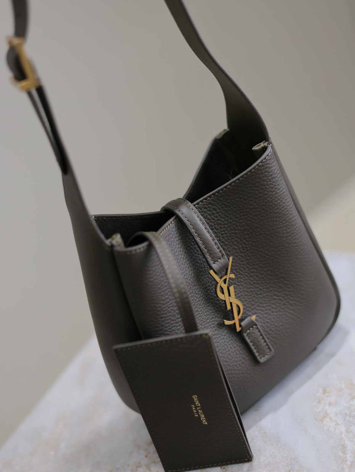 Saint Laurent 25S Le 5 À 7 Bag 16 in Light Musk Grained Calfskin Gold Hardwre