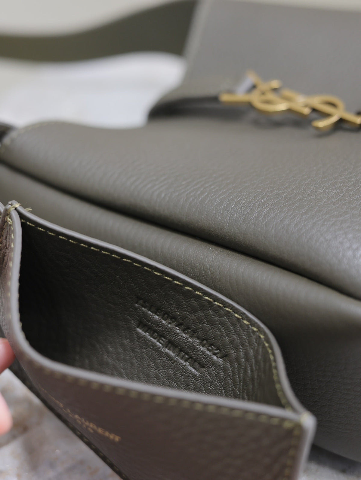Saint Laurent 25S Le 5 À 7 Bag 16 in Light Musk Grained Calfskin Gold Hardwre