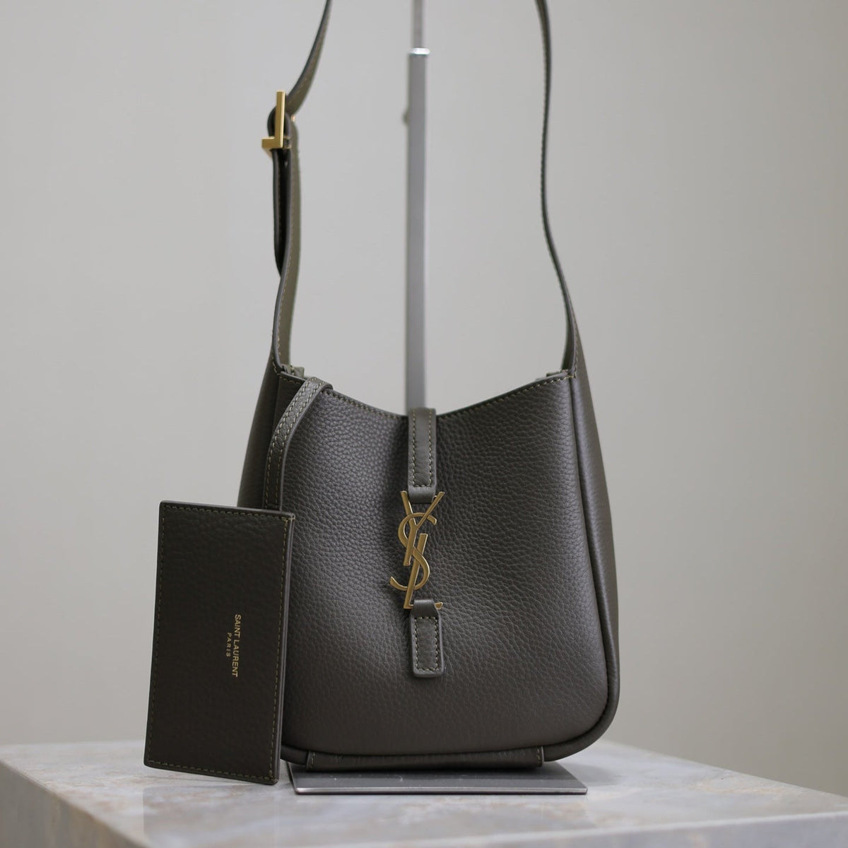 Saint Laurent 25S Le 5 À 7 Bag 16 in Light Musk Grained Calfskin Gold Hardwre