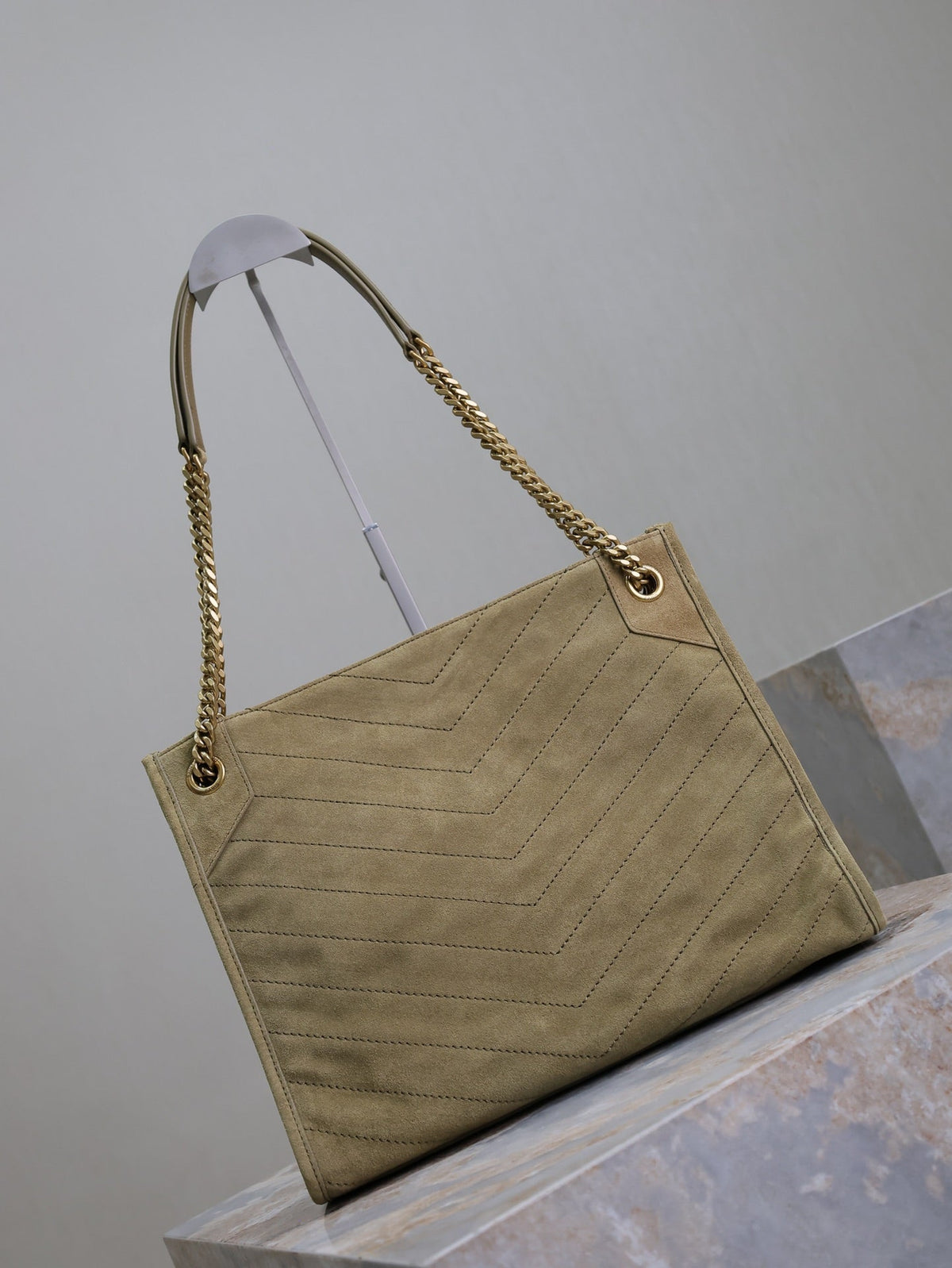 Saint Laurent Niki Shopping Bag 33 in Ecru Beige Suede Gold Hardware