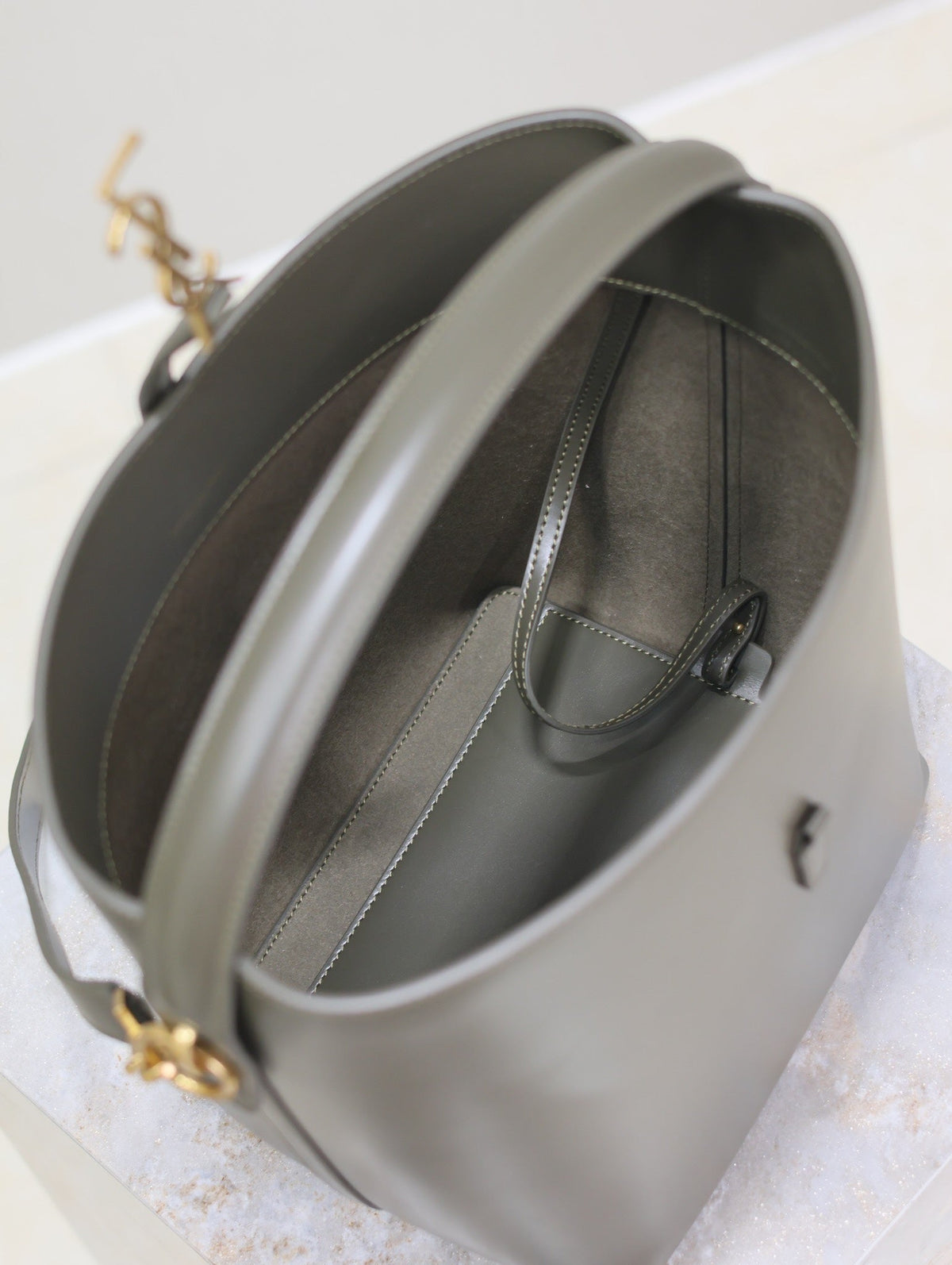 Saint Laurent 25S Le 5 À 7 Bucket 26 in Dark Olive Calfskin Gold Hardwre