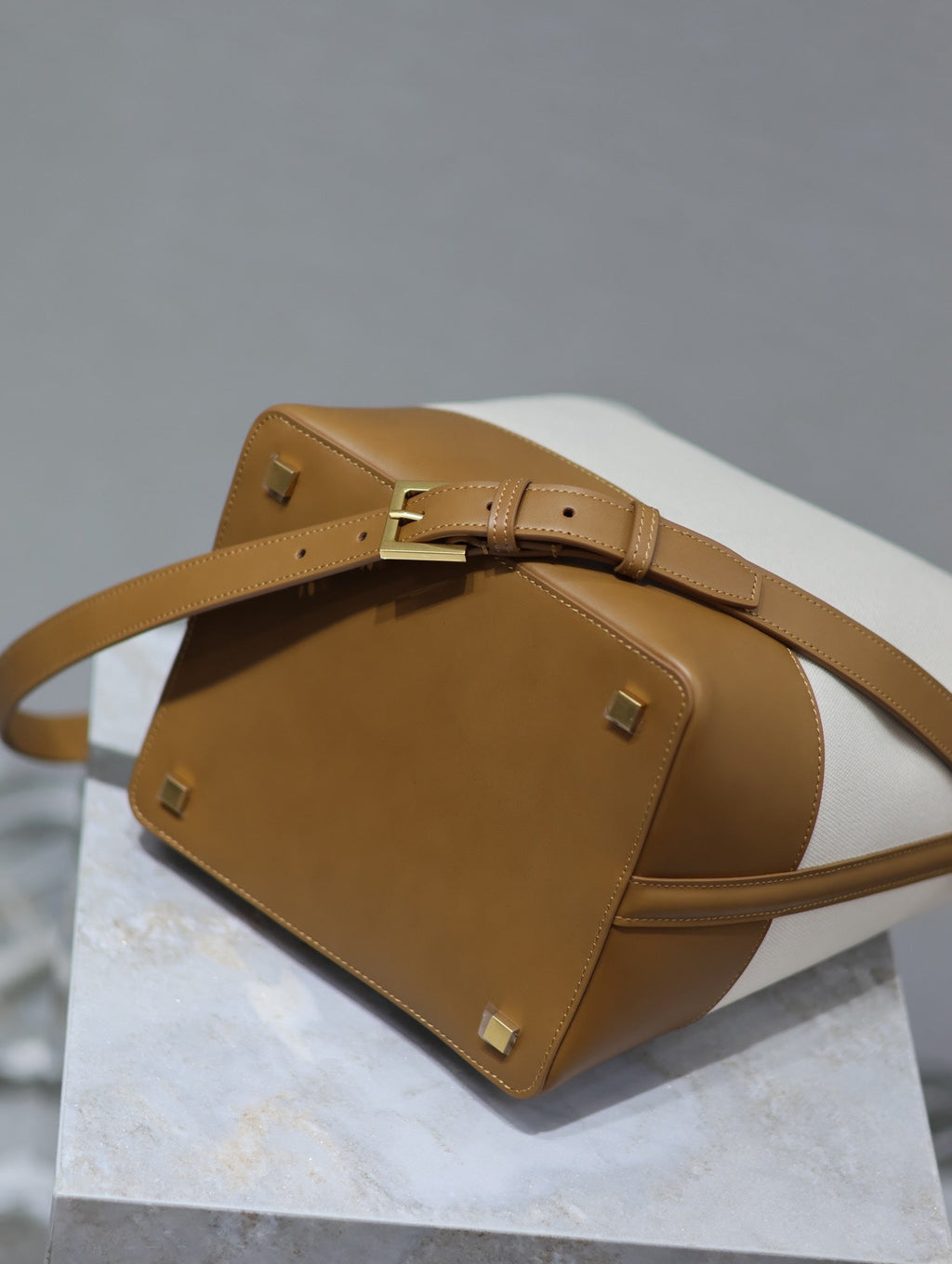 Saint Laurent 25S Le 5 À 7 Bucket 26 in Cream Brown Calfskin and Canvas Gold Hardwre