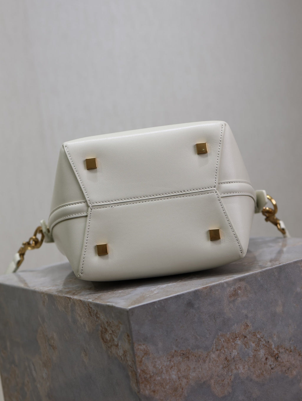 Saint Laurent 25S Le 37 Bag 20 in Dusty Gray Calfskin Gold Hardwre