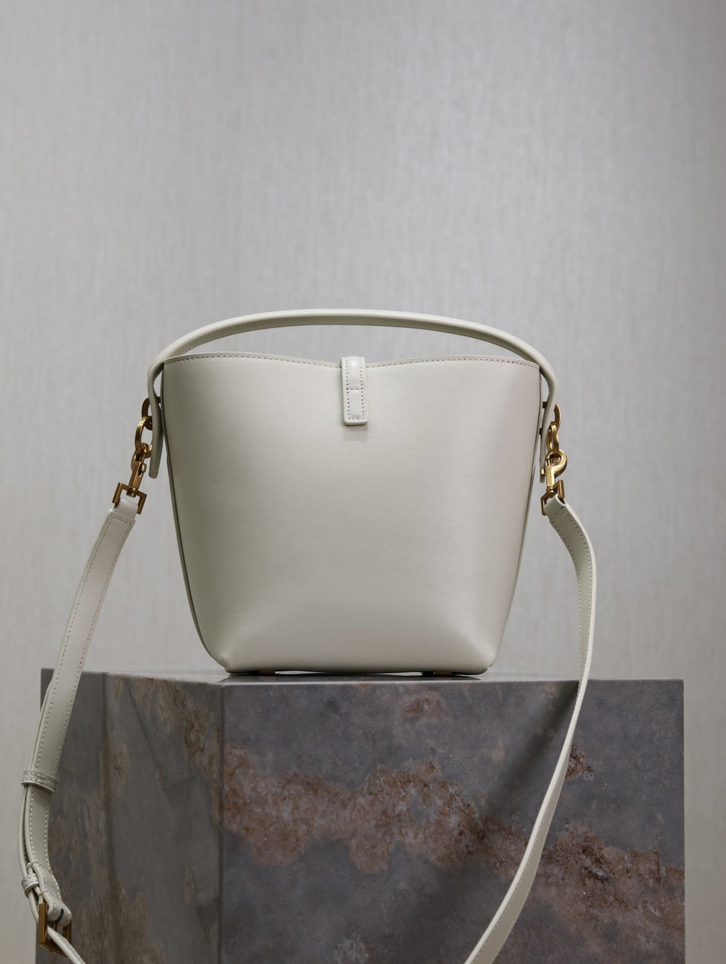 Saint Laurent 25S Le 37 Bag 20 in Dusty Gray Calfskin Gold Hardwre