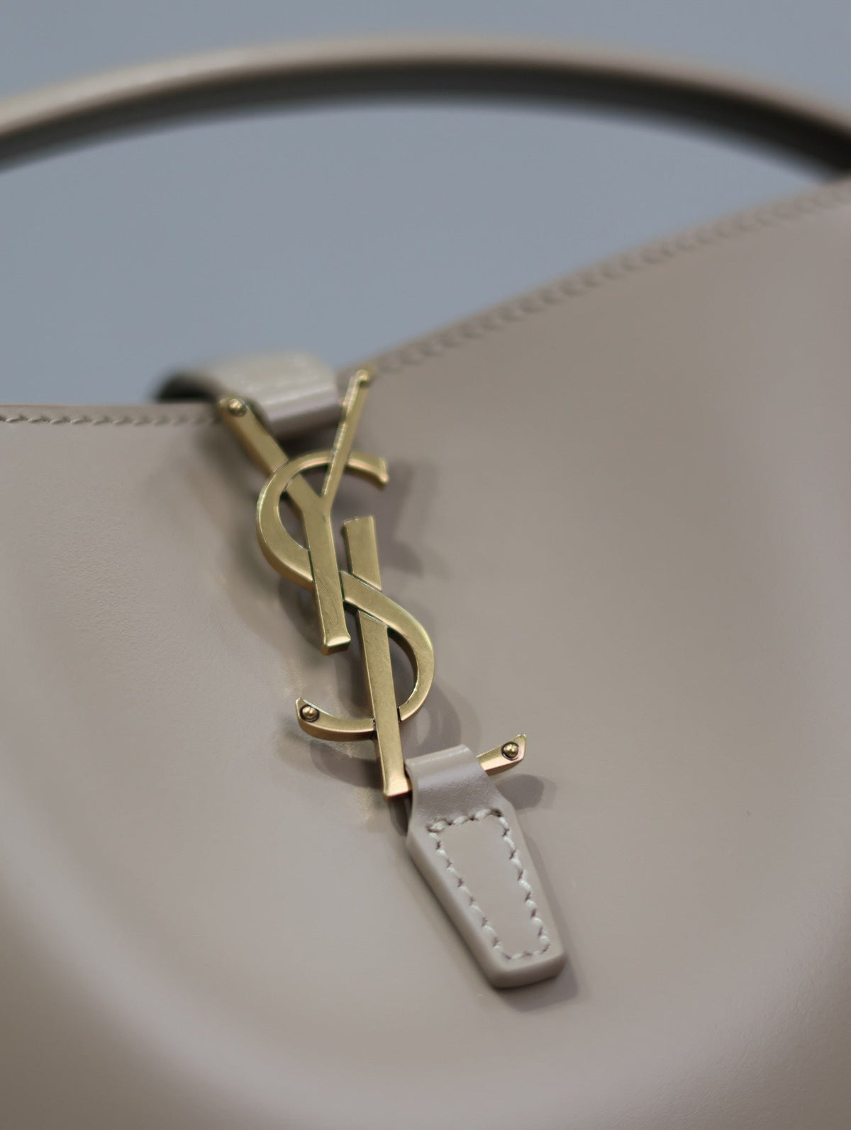 Saint Laurent 25S Le 37 Bucket 20 in Beige Calfskin Gold Hardware