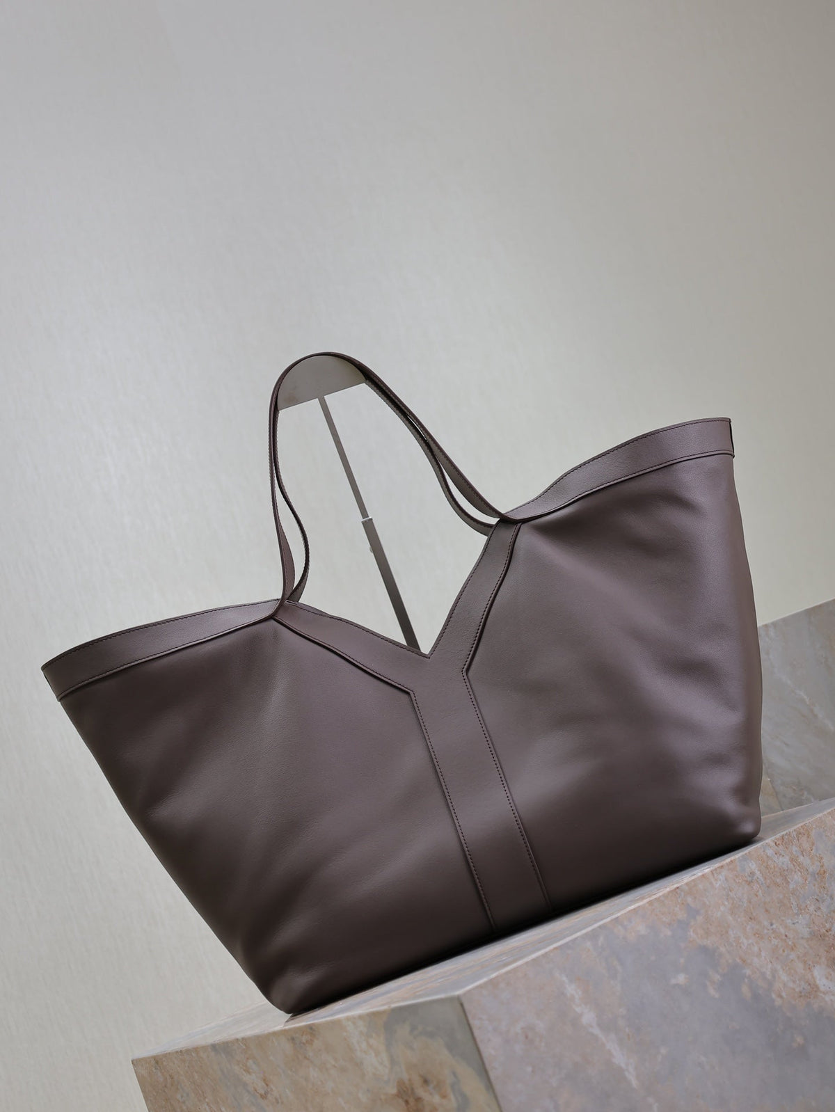 Saint Laurent 25S Y Tote 50 in Purple Brown Calfskin Gold Hardwre