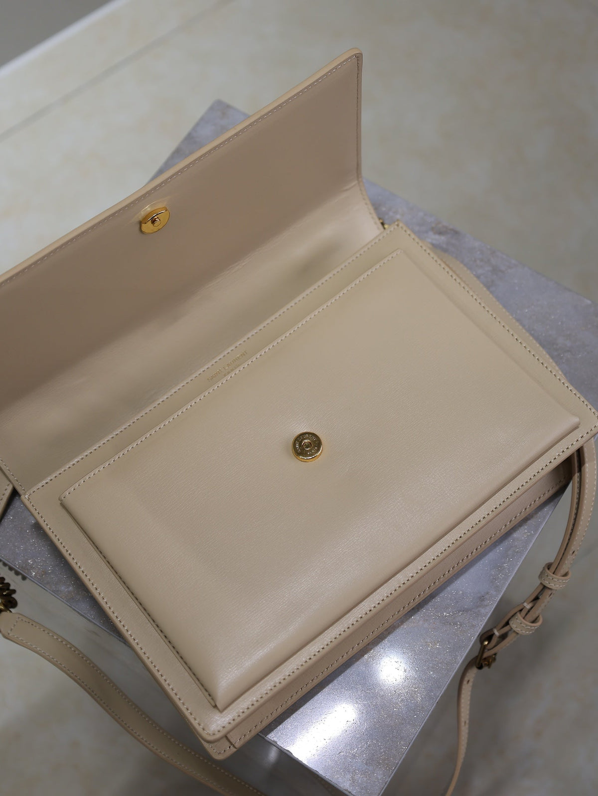 Saint Laurent 25S Sunset MM 25 in Nude Calfskin Gold Hardwre Bag