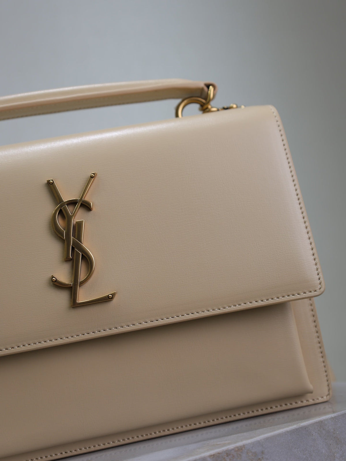 Saint Laurent 25S Sunset MM 25 in Nude Calfskin Gold Hardwre Bag
