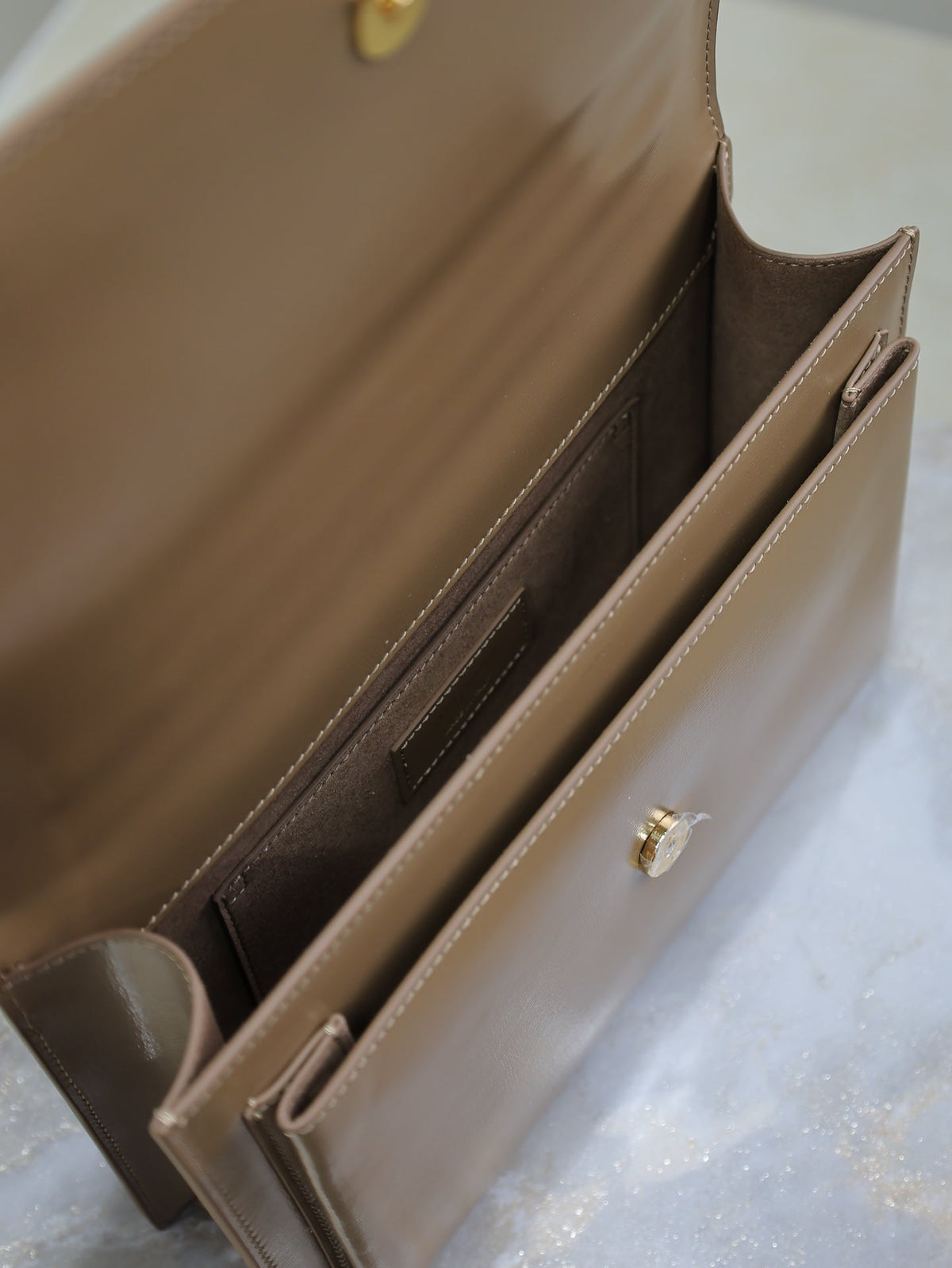 Saint Laurent 25S Sunset MM 25 in Fox Calfskin Gold Hardwre Bag