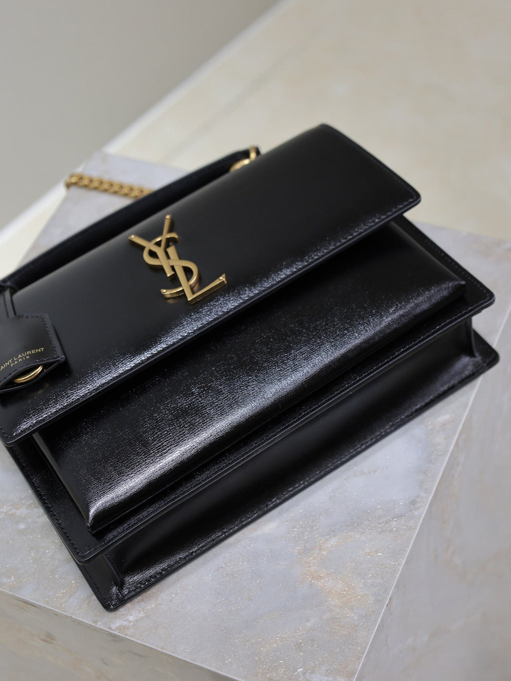 Saint Laurent 25S Sunset MM 25 in Black Calfskin Gold Hardwre Bag