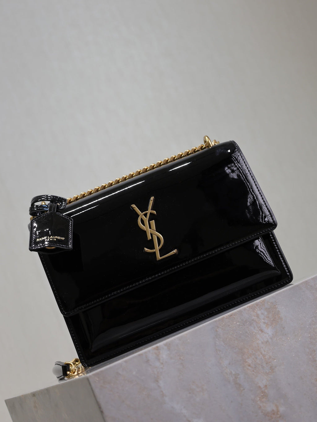Saint Laurent 25S Sunset Medium 22 in Black Shiny Calfskin Gold Hardwre Bag