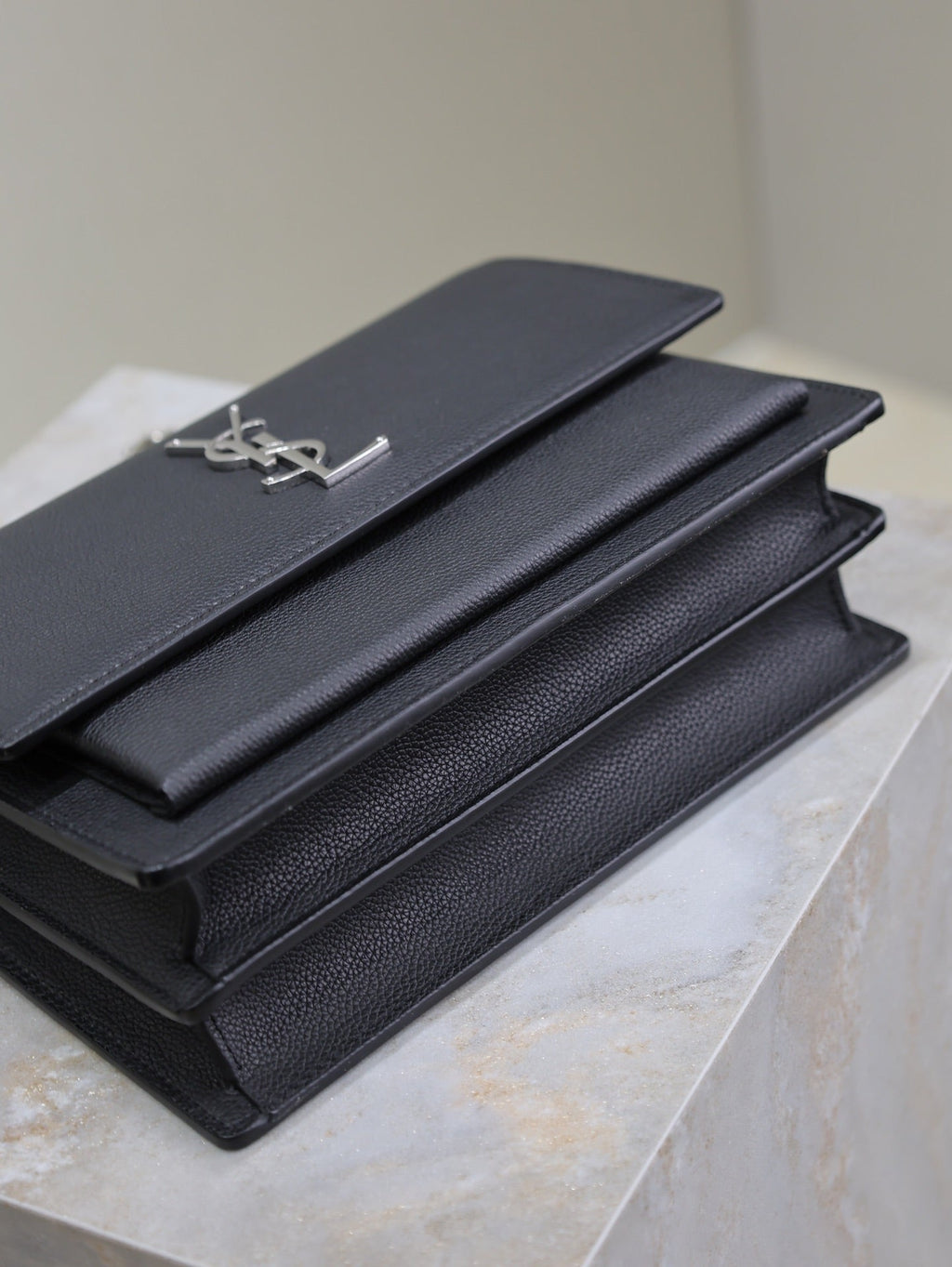 Saint Laurent 25S Sunset Medium 22 in Black Grained Calfskin Silver Hardwre Bag