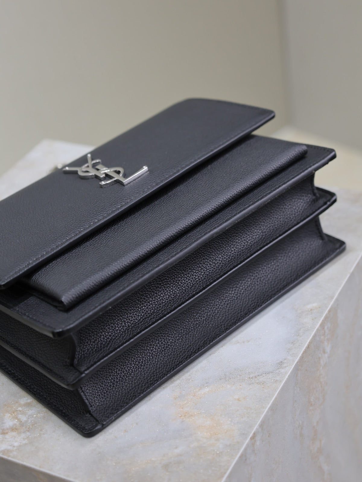 Saint Laurent 25S Sunset Medium 22 in Black Grained Calfskin Silver Hardwre Bag