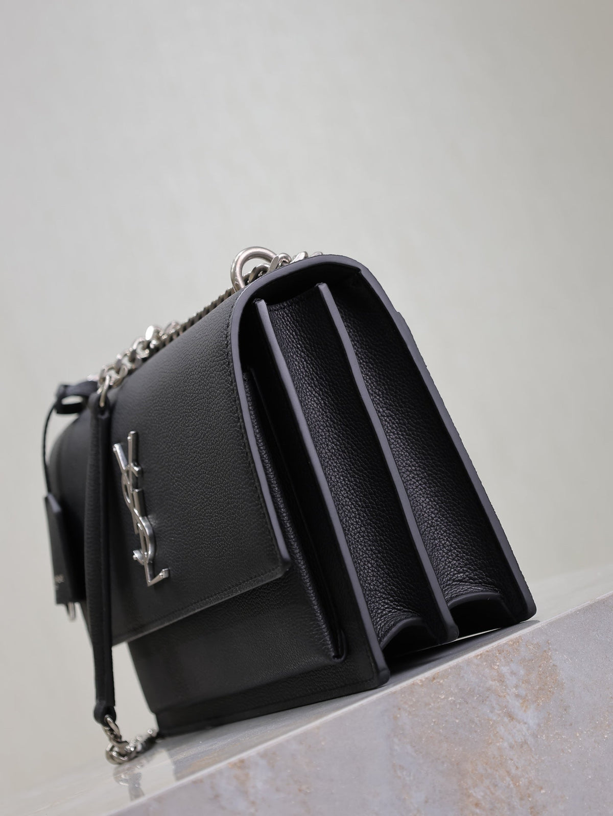 Saint Laurent 25S Sunset Medium 22 in Black Grained Calfskin Silver Hardwre Bag