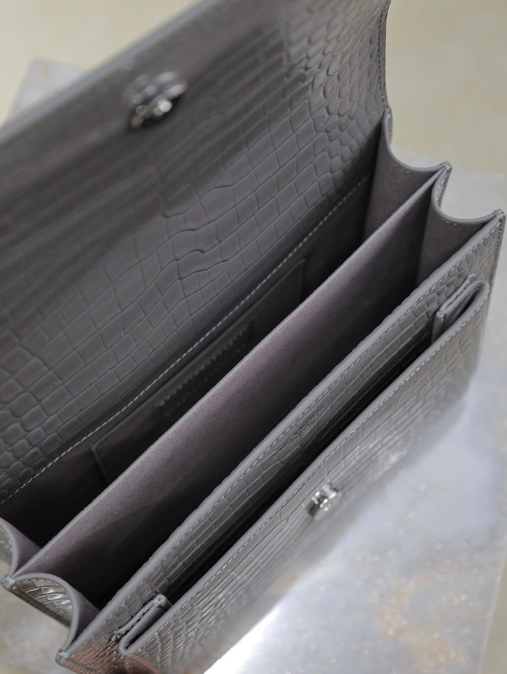Saint Laurent 25S Sunset Medium 22 in Dark Gray Crocodile-Embossed Shiny Calfskin Silver Hardwre Bag