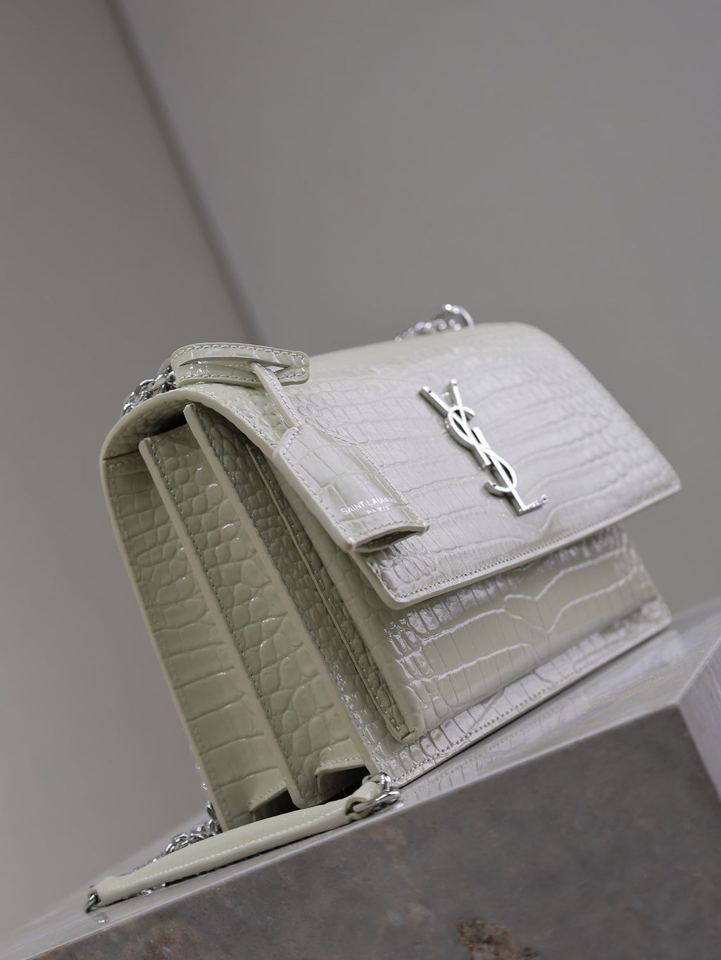 Saint Laurent 25S Sunset Medium 22 in Ivory Crocodile-Embossed Shiny Calfskin Silver Hardwre Bag