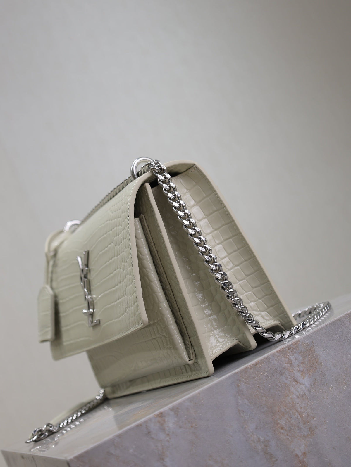 Saint Laurent 25S Sunset Medium 22 in Ivory Crocodile-Embossed Shiny Calfskin Silver Hardwre Bag
