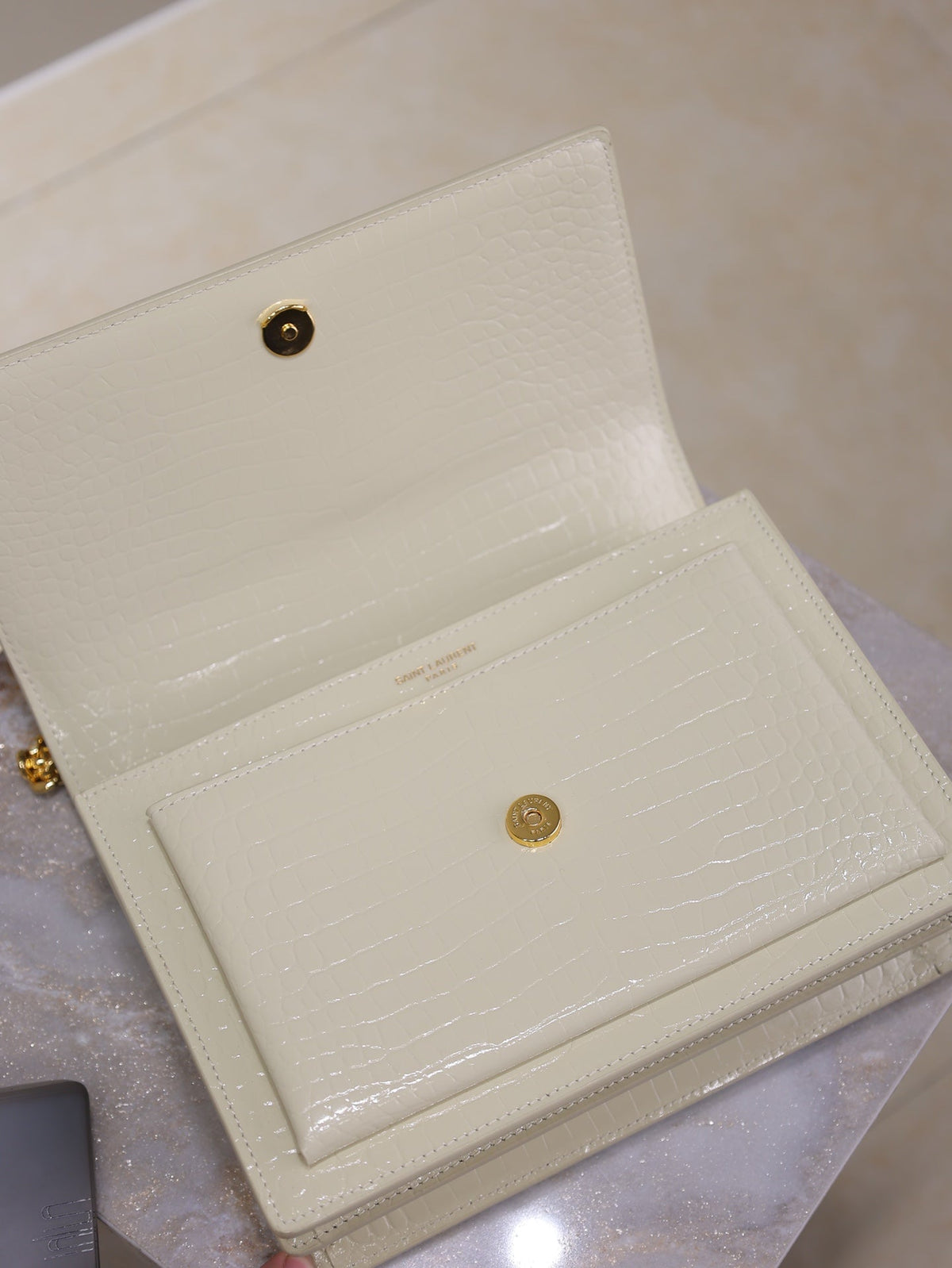 Saint Laurent 25S Sunset Medium 22 in Ivory Crocodile-Embossed Shiny Calfskin Gold Hardwre Bag