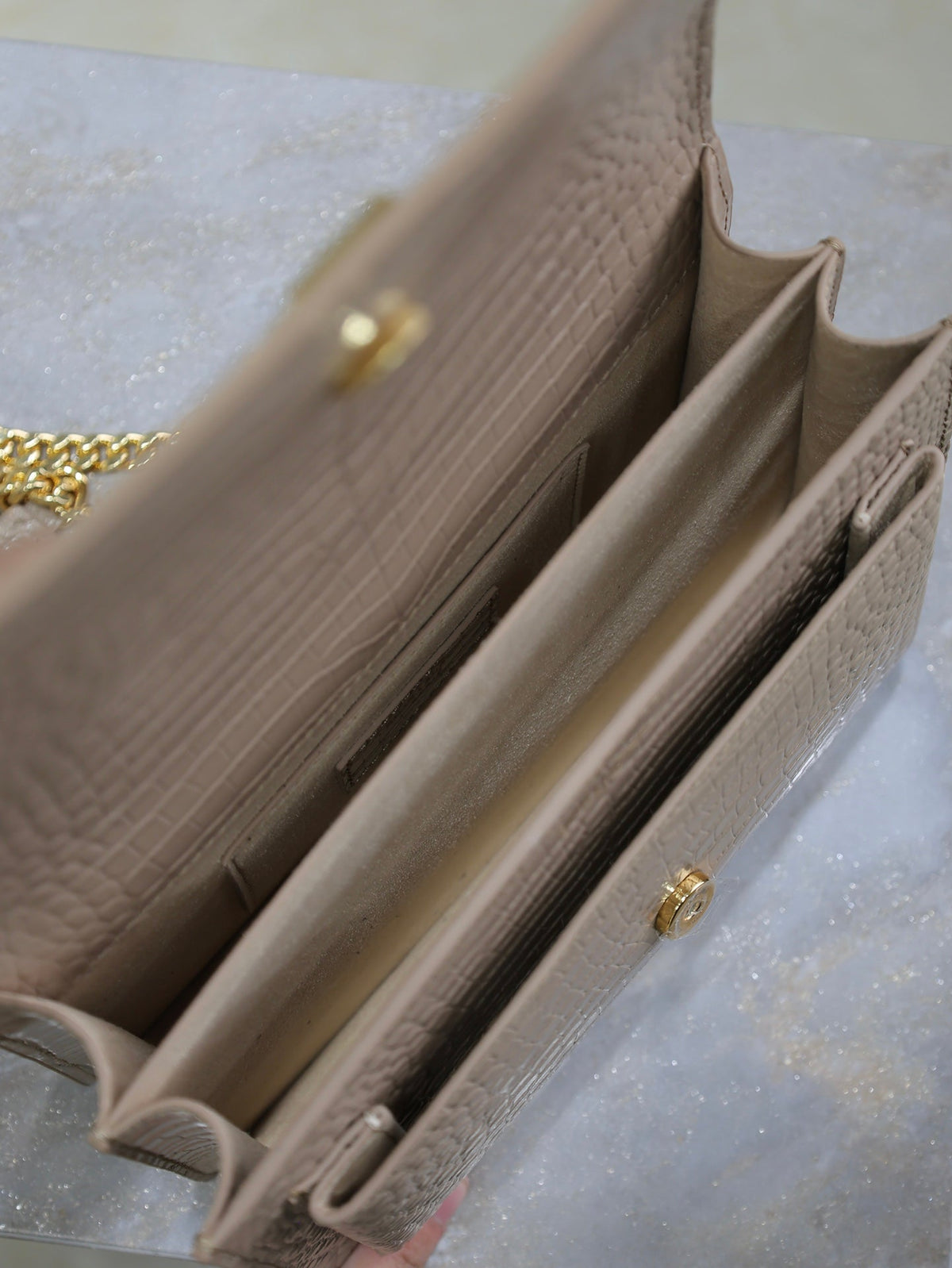 Saint Laurent 25S Sunset Medium 22 in Nude Crocodile-Embossed Shiny Calfskin Gold Hardwre Bag