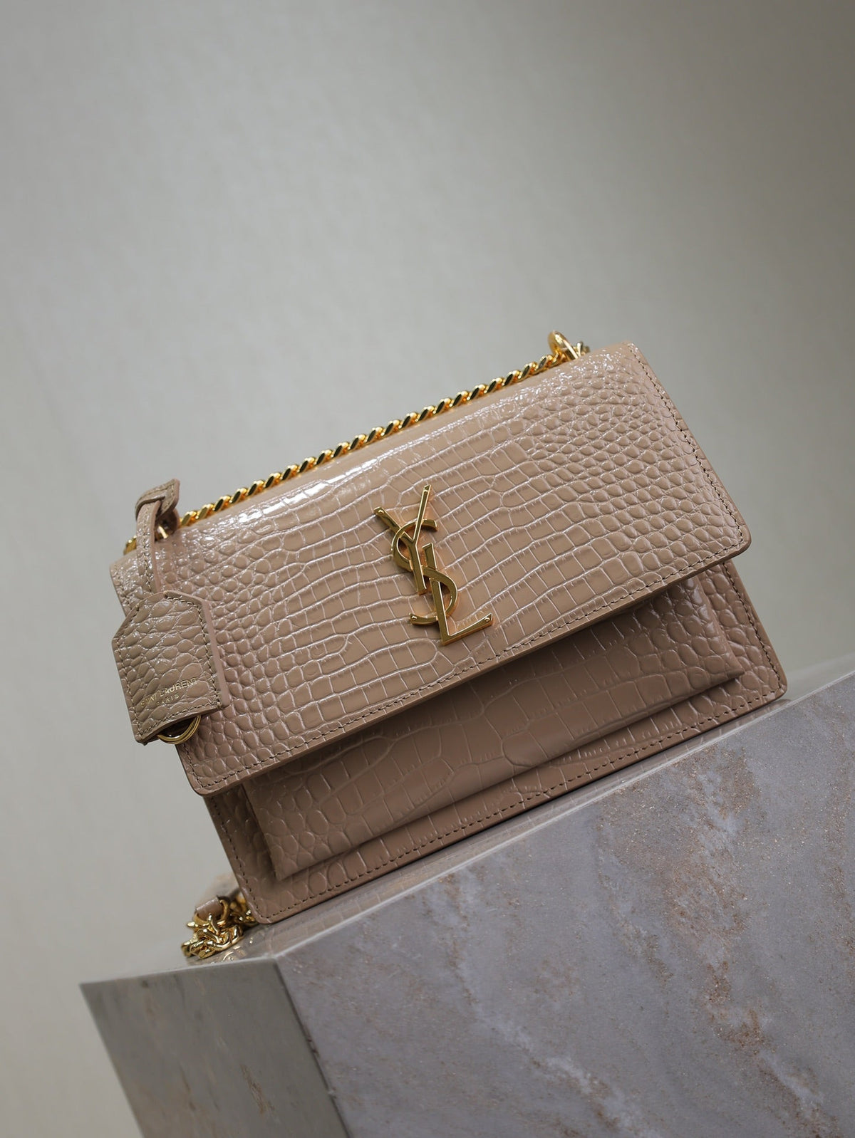 Saint Laurent 25S Sunset Medium 22 in Nude Crocodile-Embossed Shiny Calfskin Gold Hardwre Bag