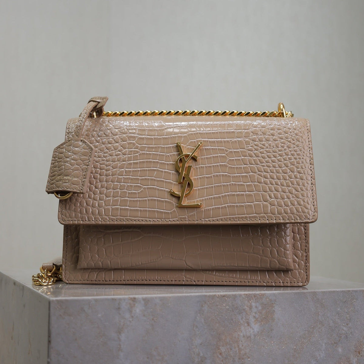 Saint Laurent 25S Sunset Medium 22 in Nude Crocodile-Embossed Shiny Calfskin Gold Hardwre Bag