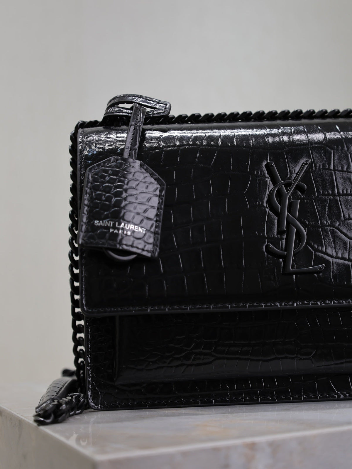 Saint Laurent 25S Sunset Medium 22 in Black Crocodile-Embossed Shiny Calfskin Black Hardwre Bag