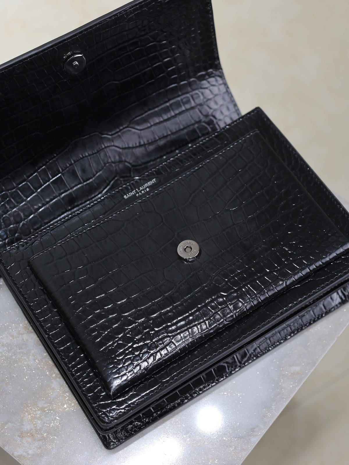 Saint Laurent 25S Sunset Medium 22 in Black Crocodile-Embossed Shiny Calfskin Black Hardwre Bag