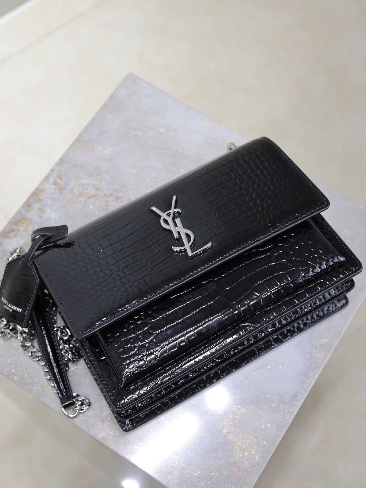 Saint Laurent 25S Sunset Medium 22 in Black Crocodile-Embossed Shiny Calfskin Silver Hardwre Bag