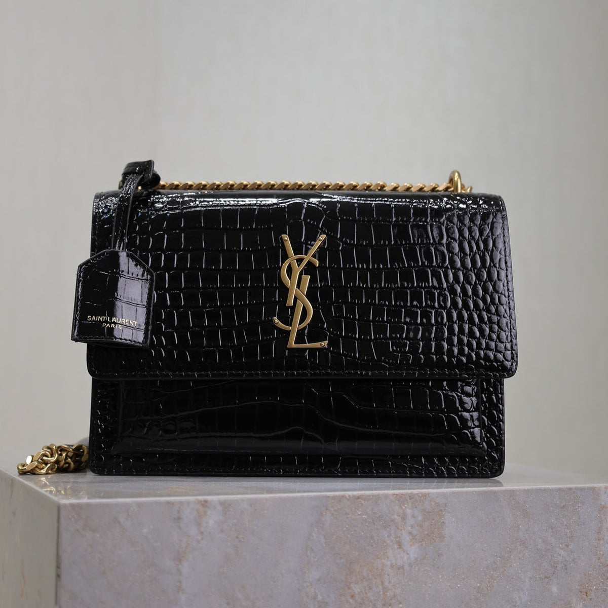 Saint Laurent 25S Sunset Medium 22 in Black Crocodile-Embossed Shiny Calfskin Gold Hardwre Bag