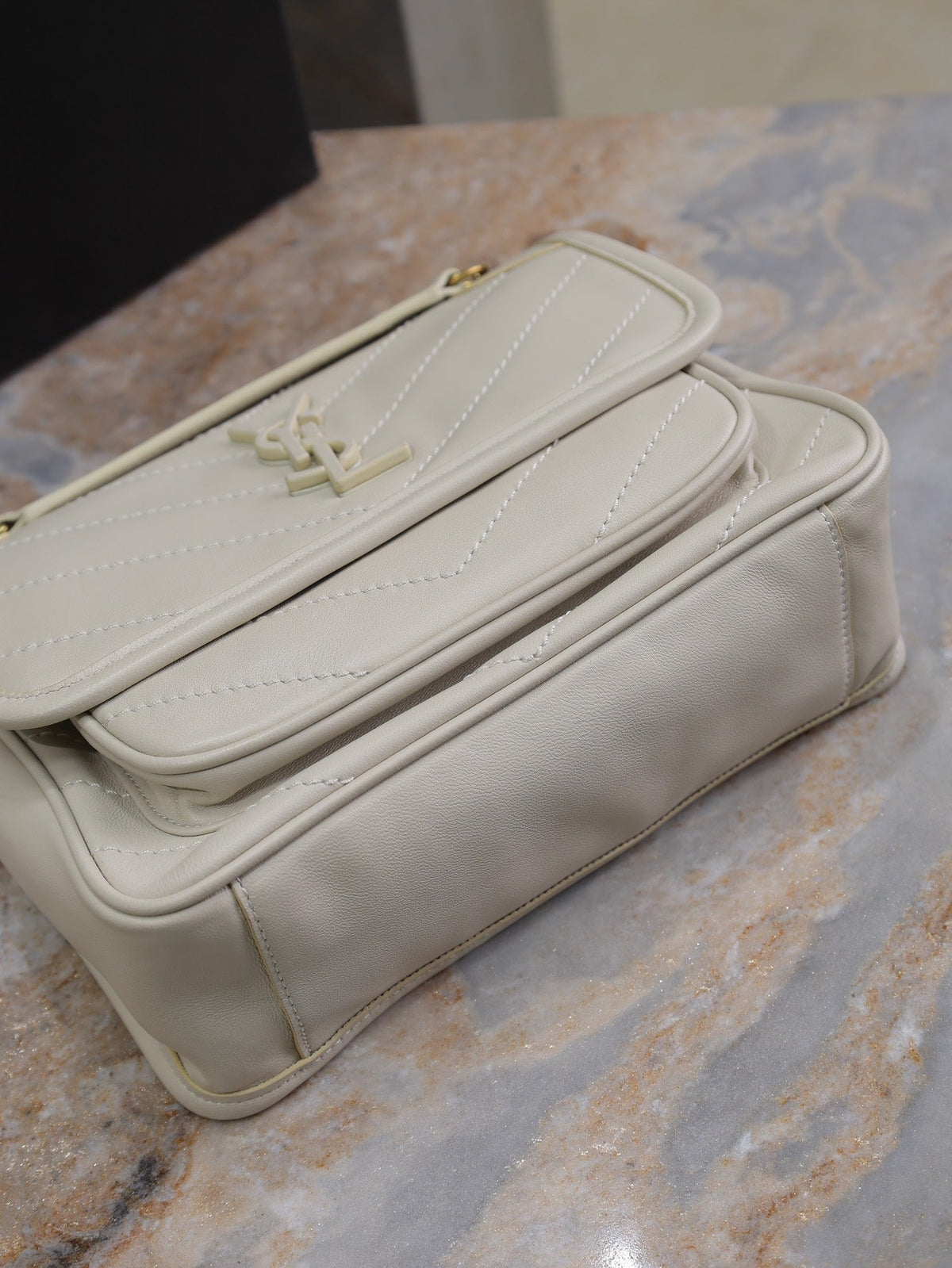 Saint Laurent Niki Baby 22 in Rice White Lambskin Gold Chain Bag